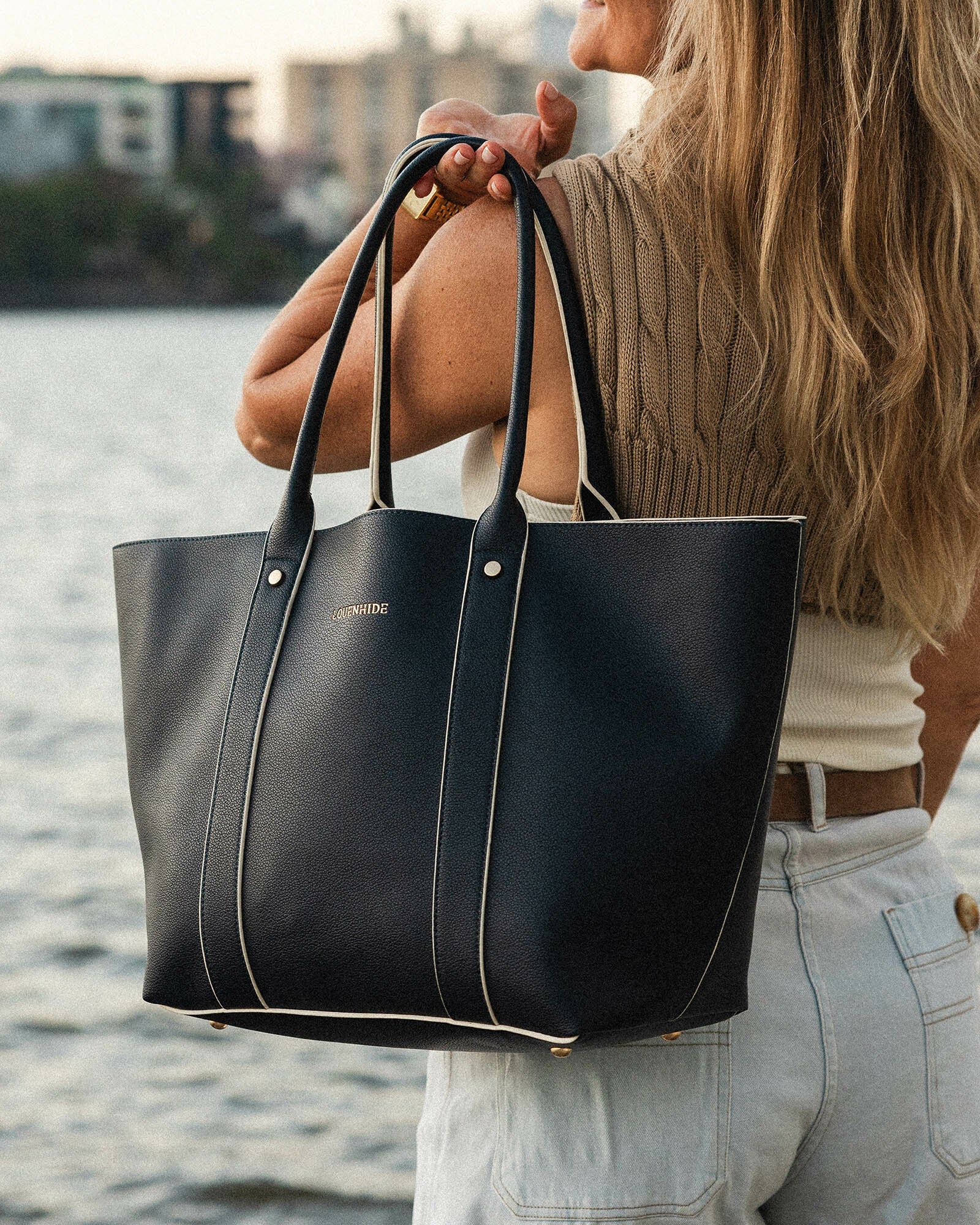 Dubai Tote